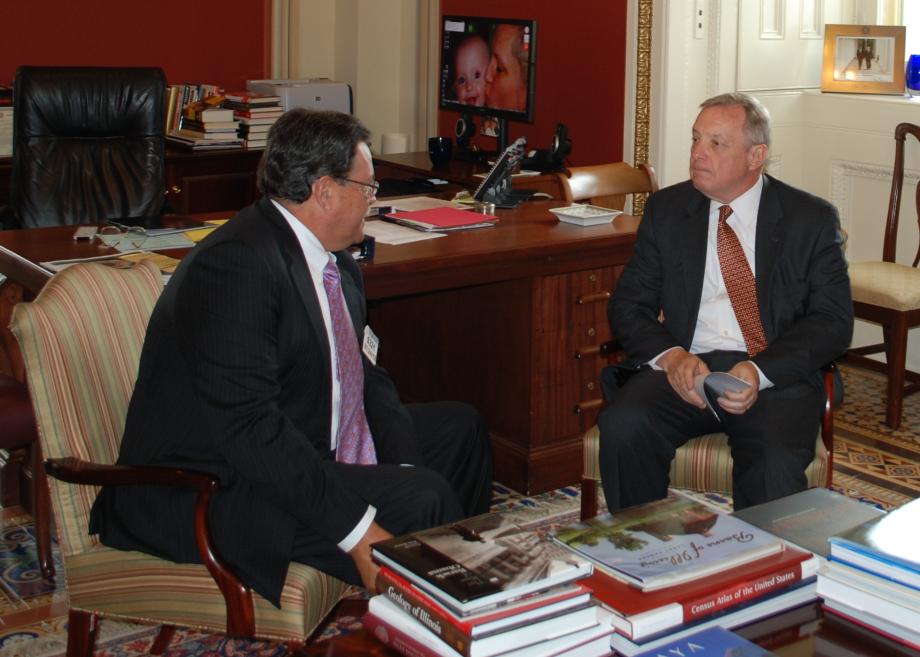 Senator Durbin met with CSX CEO Michael Ward.